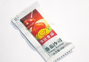 廣科機械液體包裝機有什么特點，醬料包裝機有什么用